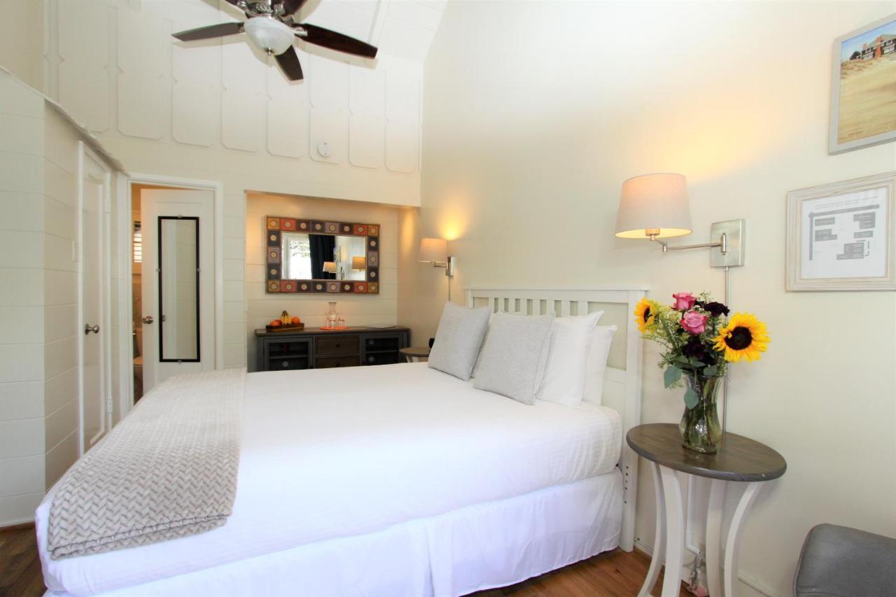 Carmel-by-the-Sea Lamp Lighter Inn And Sunset Suites מראה חיצוני תמונה