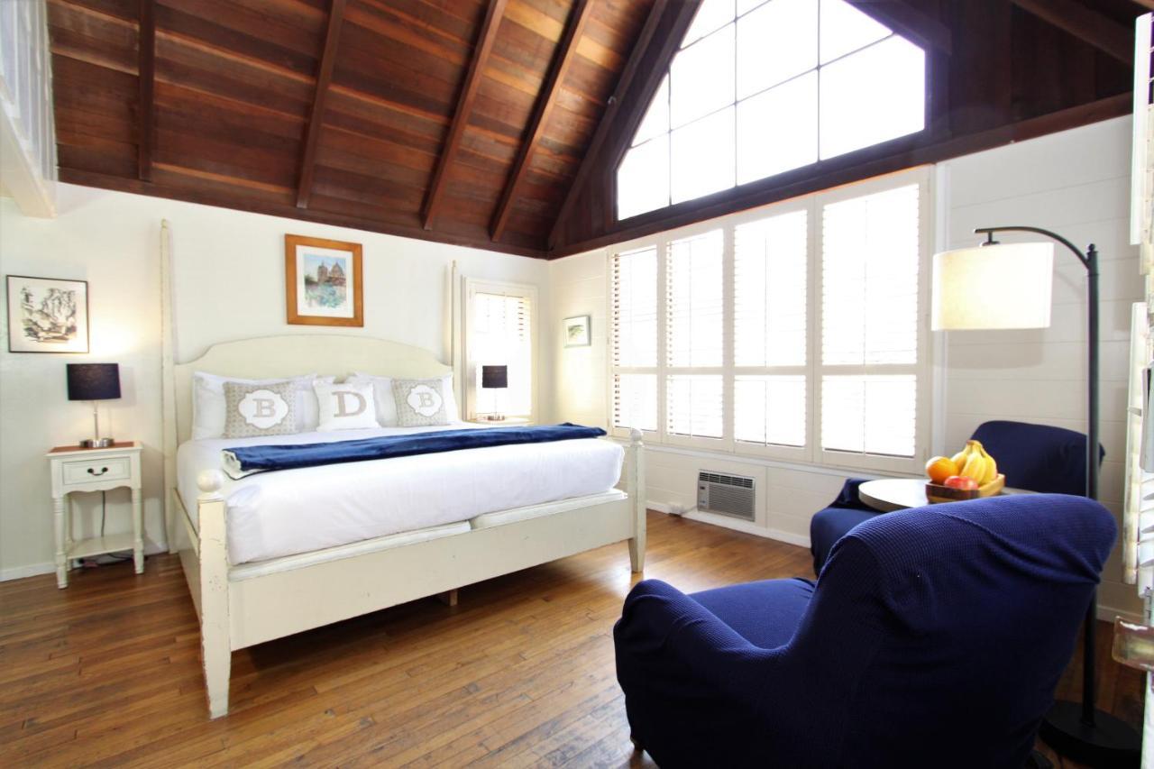 Carmel-by-the-Sea Lamp Lighter Inn And Sunset Suites מראה חיצוני תמונה